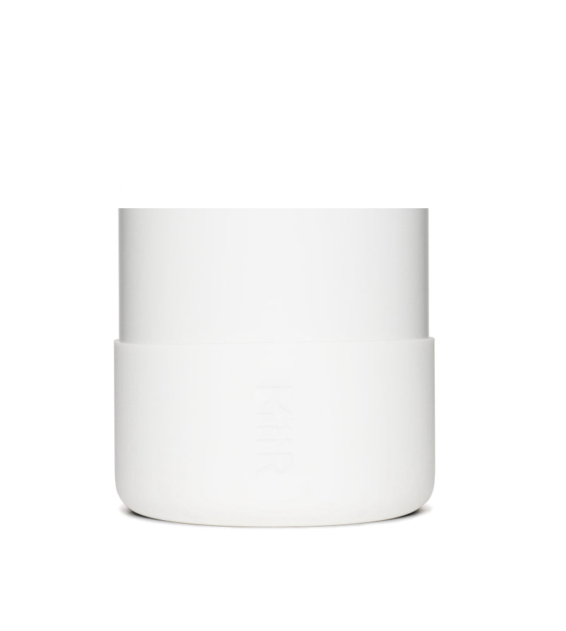 silicone-boot-w5 Silicone_Boot_32oz_42oz_White_Studio_0821_On_Bottle_7c7df284-5bee-4f24-a031-14b02db7328f__SLB1PN34001.jpg