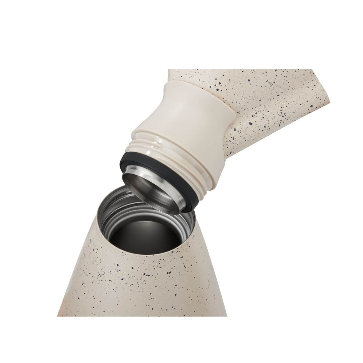 new-standard-carafe-r7 WebPDP-33oz_New_Standard_Carafe_Desert_Tan_Speckle_Studio__CAR1SVOS224_45_Top_Staged.jpg