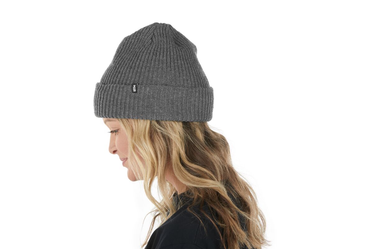 recycled-poly-rib-beanie-k7 WebPDP-BNE002202_Recycled_Poly_Rib_Beanie_Basal_Grey_Studio_Harper_Studios_0723_Side__BNE002202OS.jpg