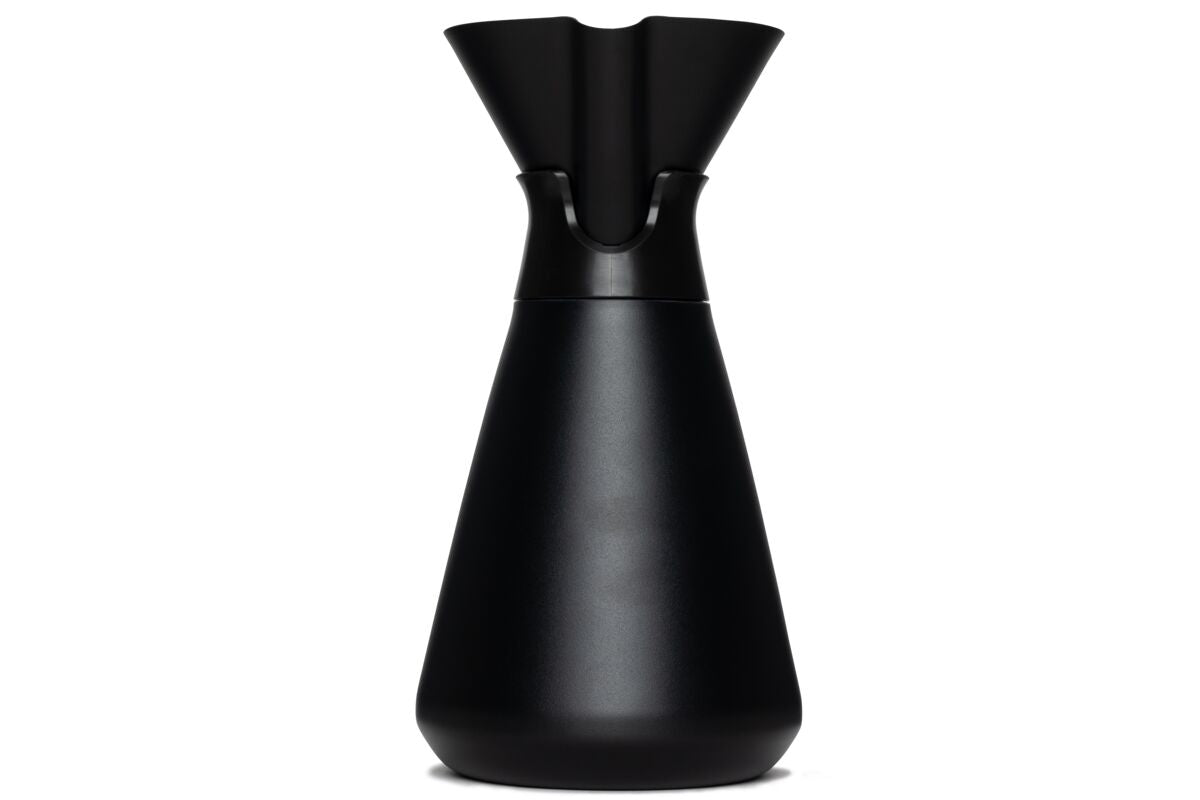 new-standard-carafe-r7 WebPDP-Carafe_Black_Studio_0722_270__CAR1SVOS002.jpg