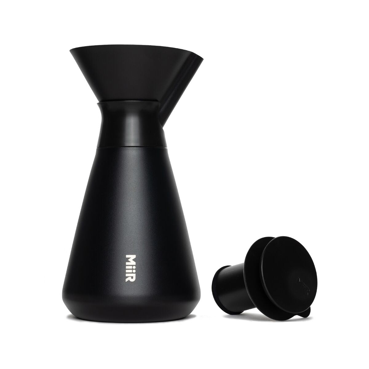 new-standard-carafe-r7 WebPDP-Carafe_Black_Studio_0722_Front_Lid_Staged__CAR1SVOS002.jpg