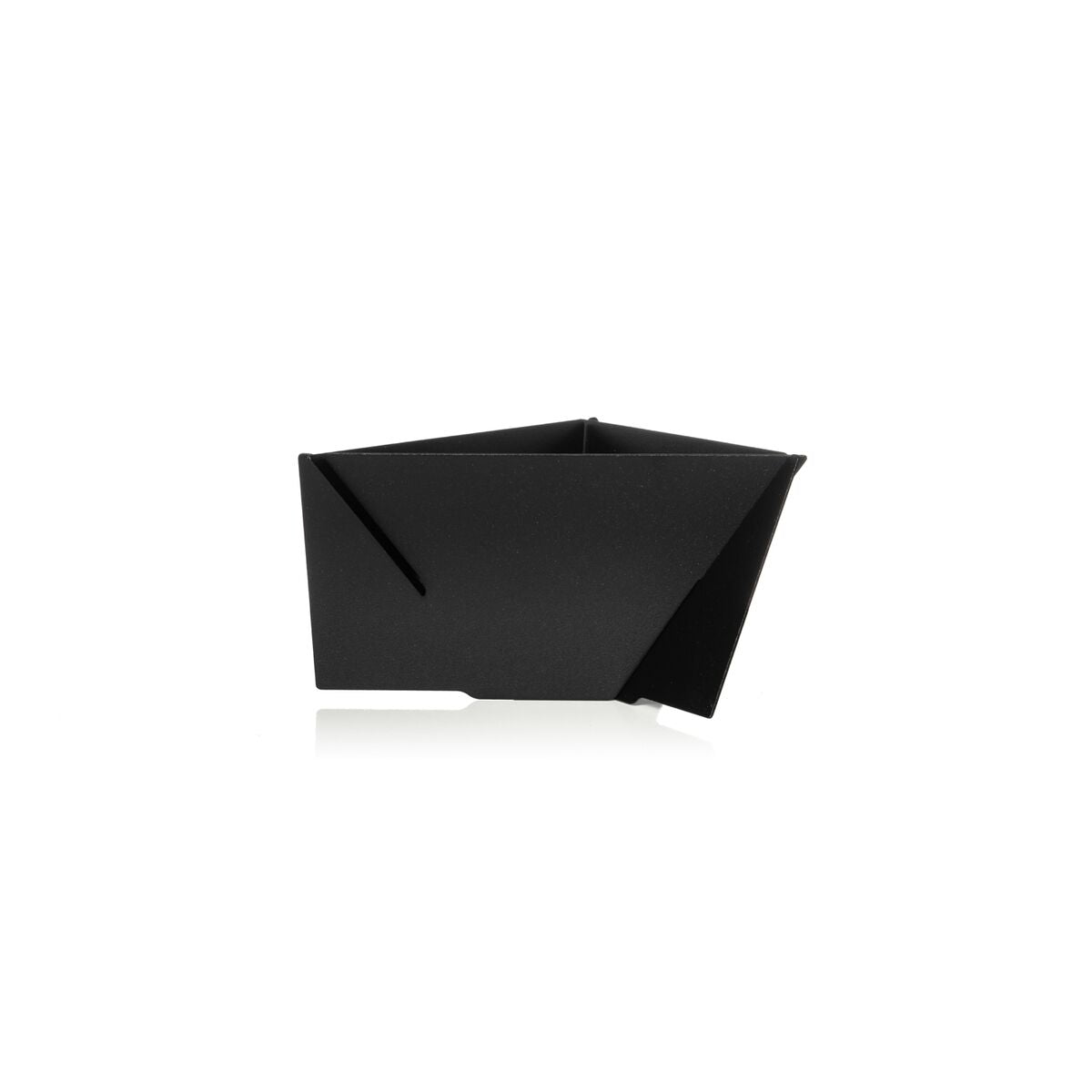 pourigami-l2 WebPDP-Pourigami_Black__POG2SN00002_Studio_Back.jpg